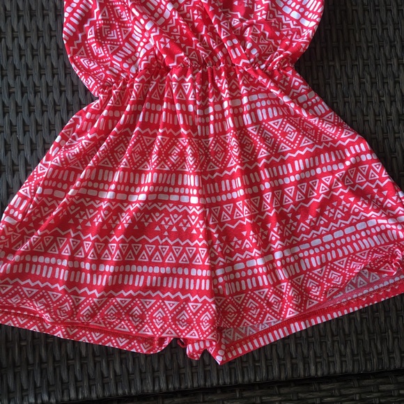 Hot pink printed Summer romper - Picture 8 of 8